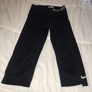 Nike Black Cropped Leggings